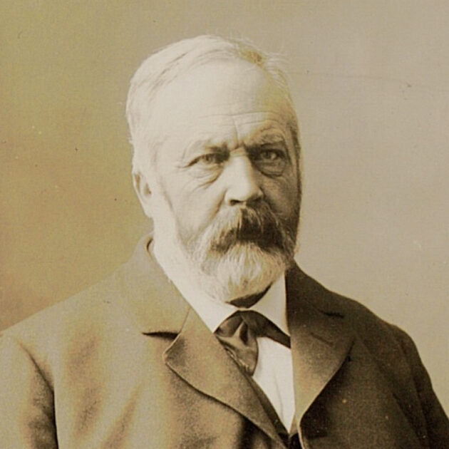 Portrait photograph of Julius Wellhausen, taken around 1900.